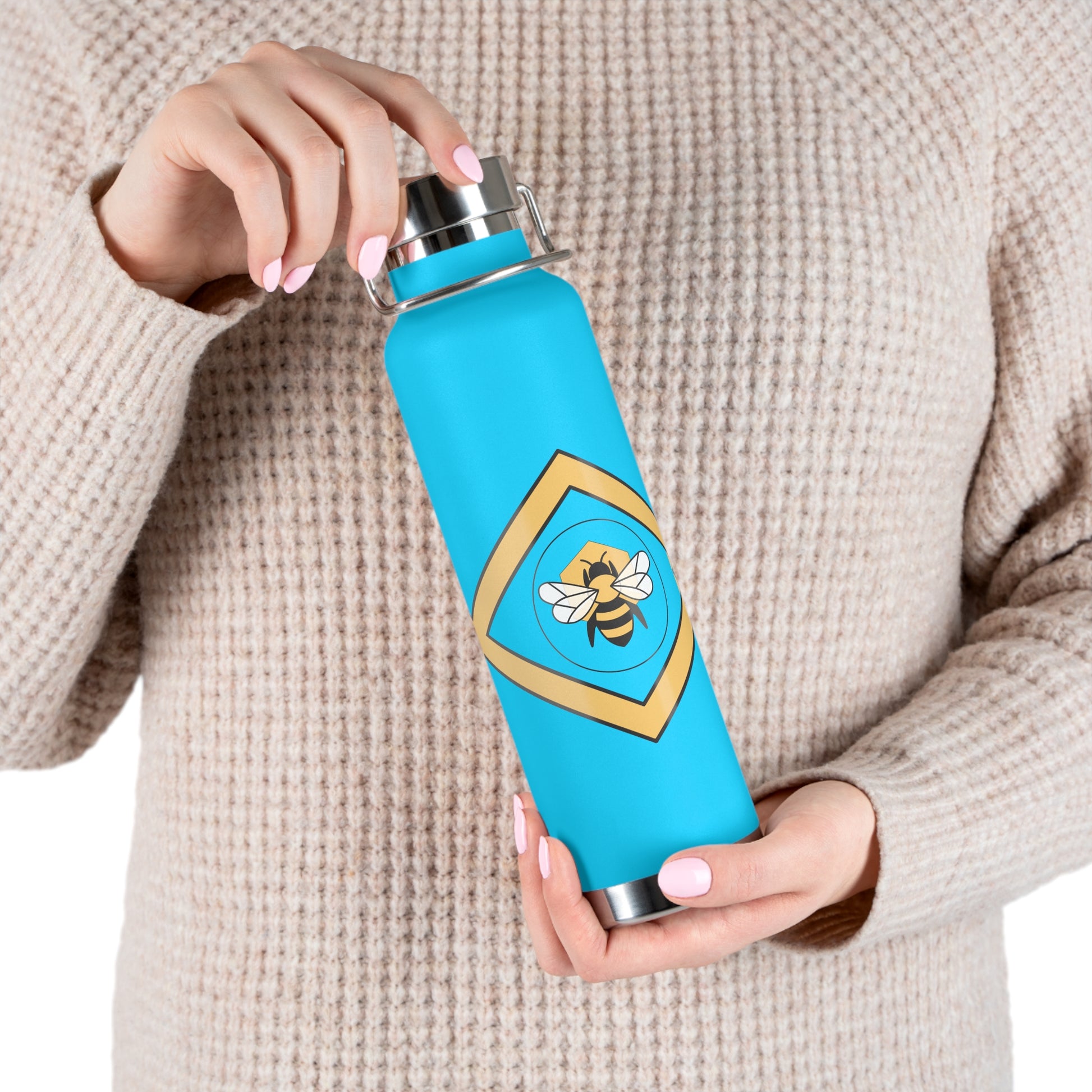 Bee-Inspired Insulated Water Bottle | 22oz Stainless Steel for Hot & Cold Drinks - Bee-Tastic: Beans & Teas™
